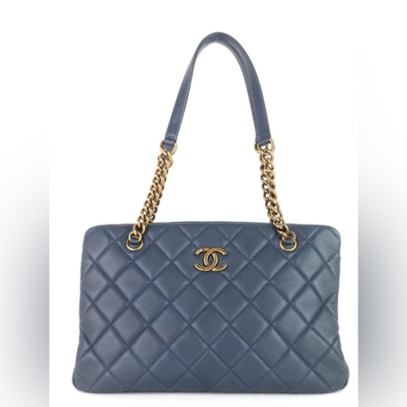 Chanel Crown Medium Blue Quilted Calfskin & Leather Tote Bag Authentic - Picture 1 of 9